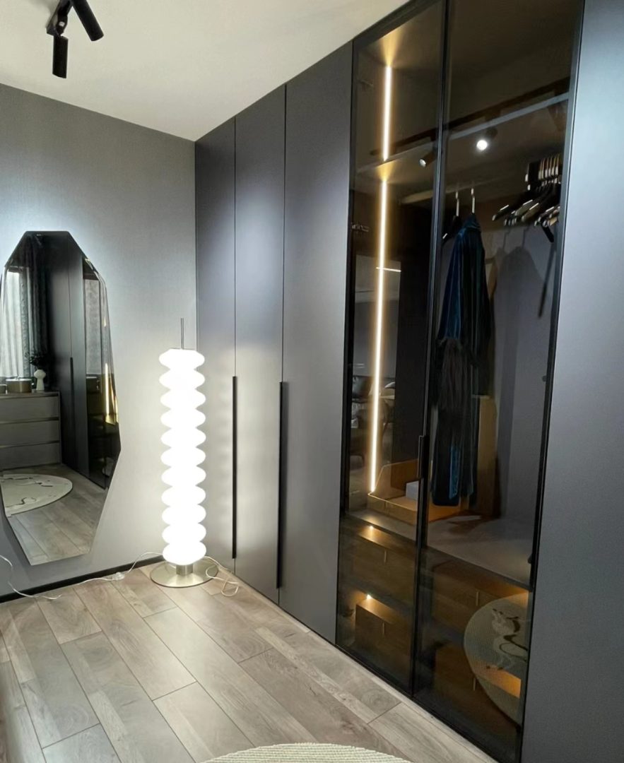 glass bag closet