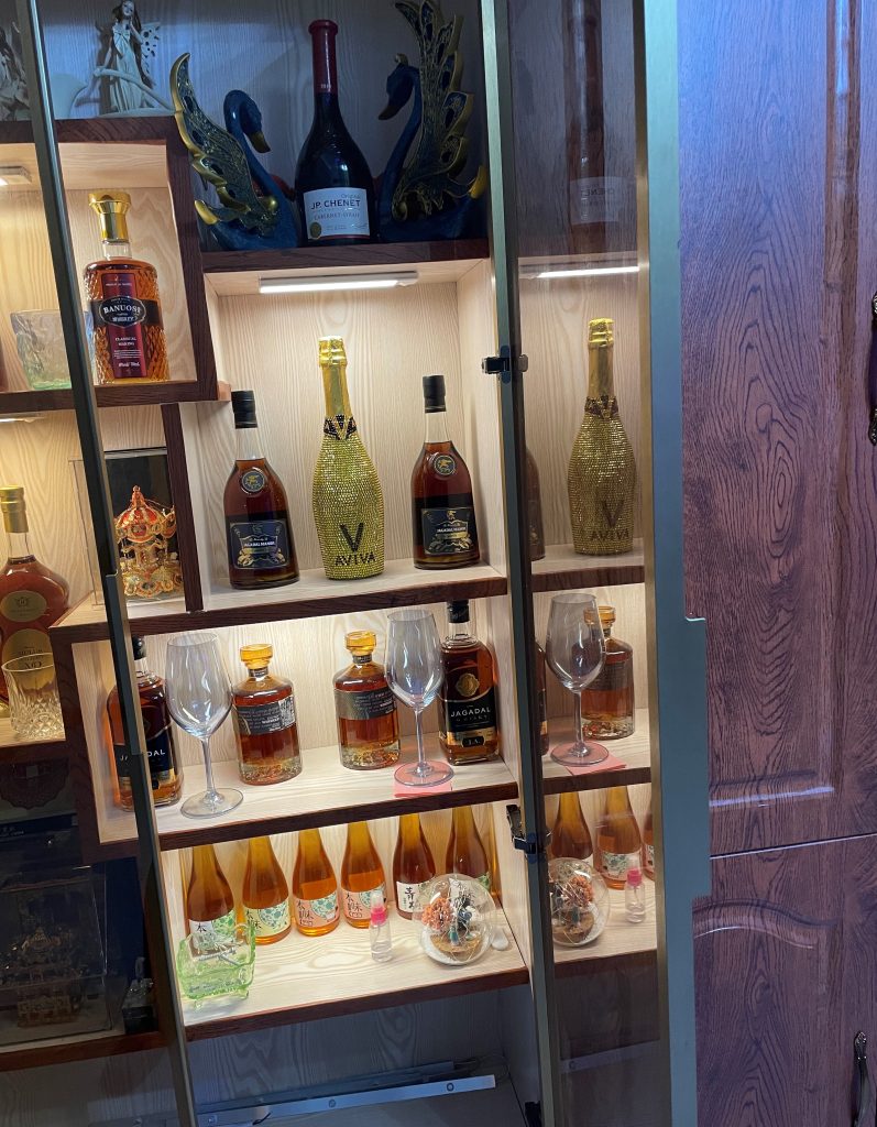 Custom Glass Display Cabinet 8