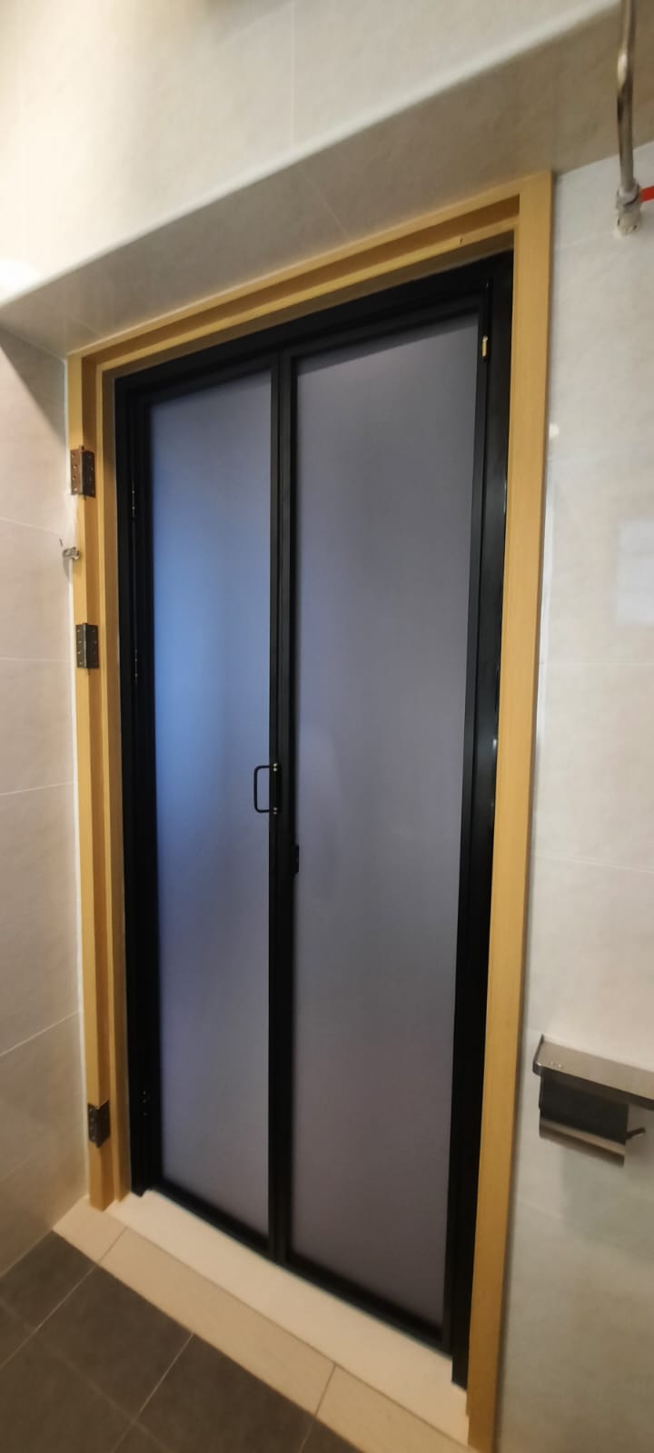 Aluminum Folding Glass Door (2)