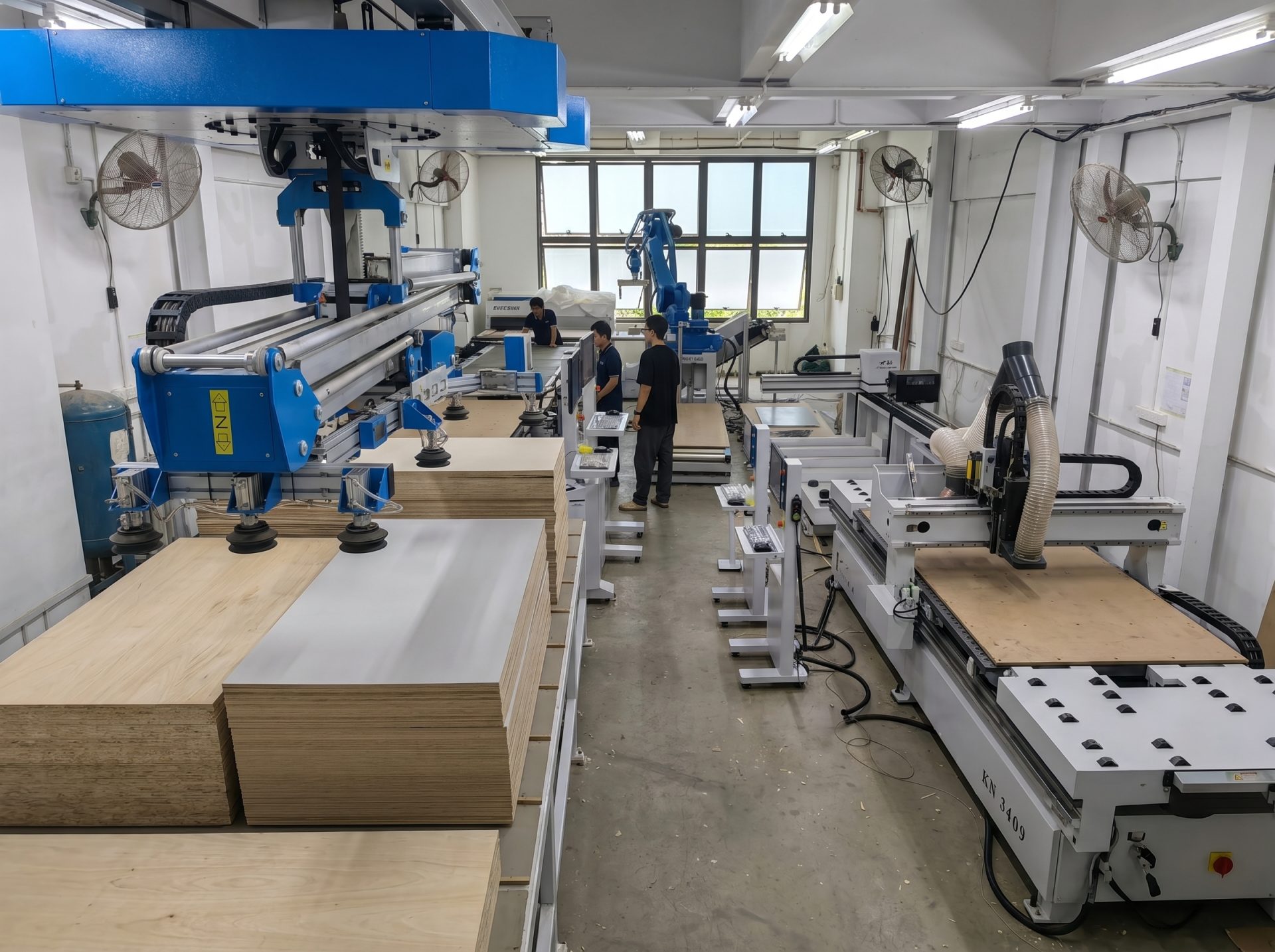 Singapore cabinet installation and carpentry